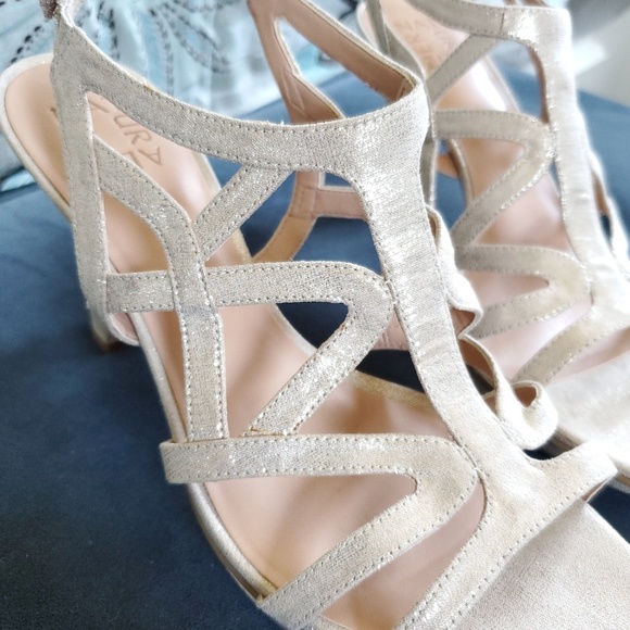 Naturalizer Shoes - Naturalizer Dannya taupe gold heels 9.5N